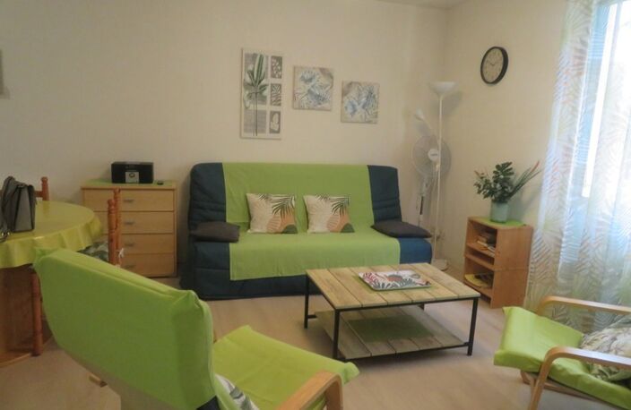 APPARTEMENT T1 de 48.50 m2, vendu meublé à  DIGNE LES BAINS (04) — photo 2