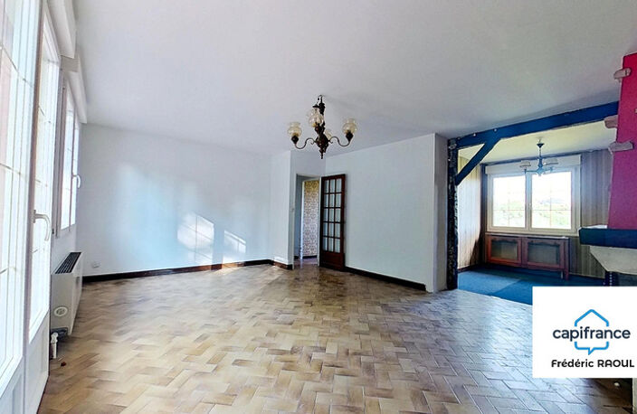 Maison de plain-pied avec sous-sol complet, studio et grand terrain – Vue dégagée — photo 2