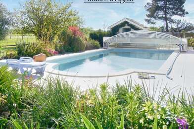 Maison 8 pièces 379900 €