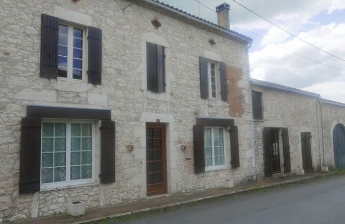 Maison de village en pierre avec dépendances — photo 3