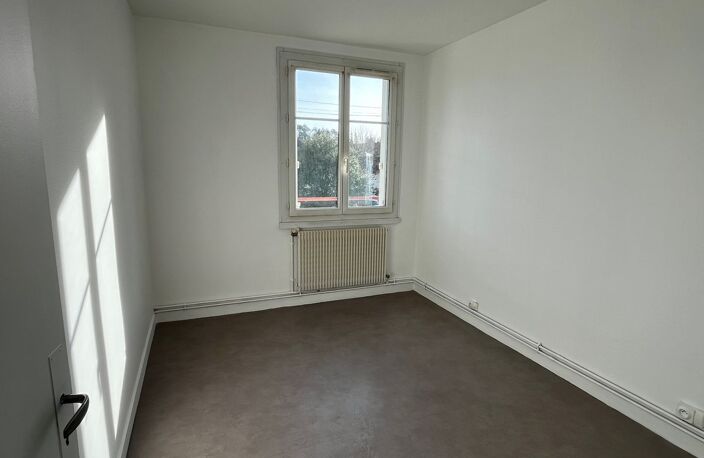 Loches - Appartement T3 — photo 4