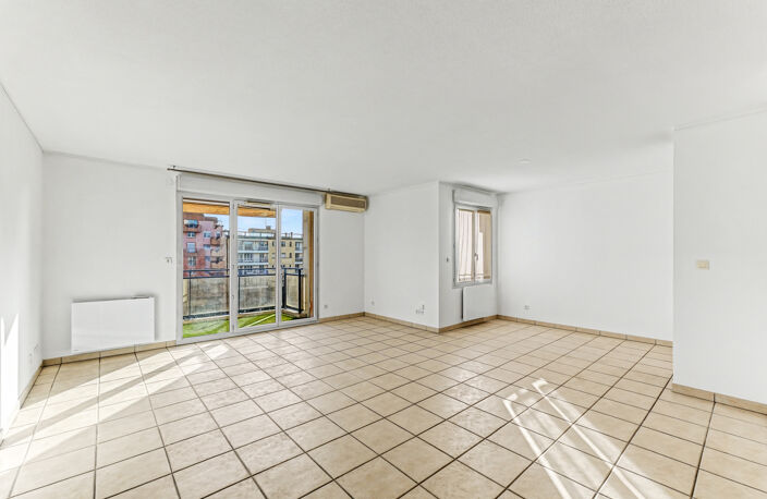 Bel Appartement T3 de 100 m2 avec double garage de 30m2  et — photo 2