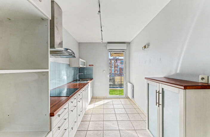 Bel Appartement T3 de 100 m2 avec double garage de 30m2  et — photo 4