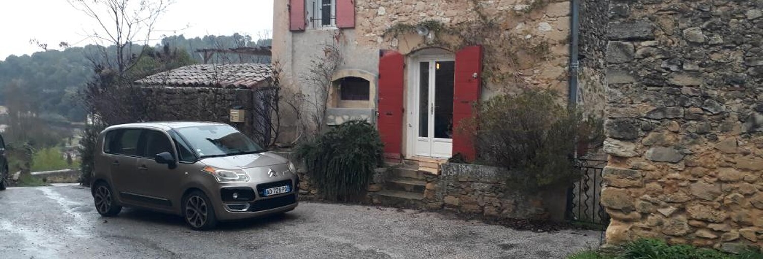 Maison 4 Pièces 95 m² à louer à Jouques (13490)