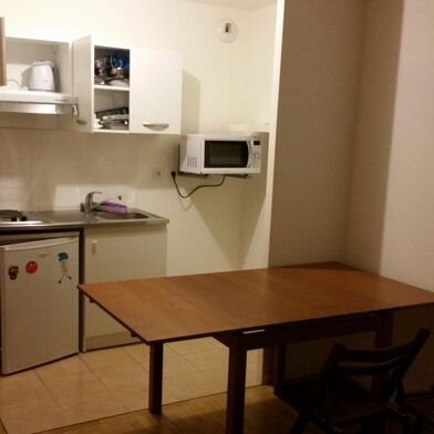 Appartement 1 pièces 790 €