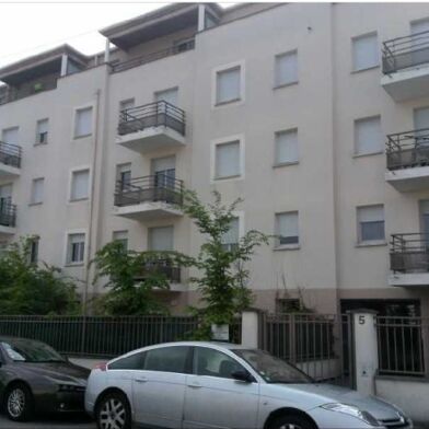 Appartement 1 pièces 705 €