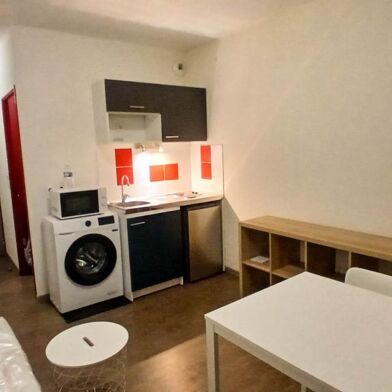 Appartement 1 pièces 680 €
