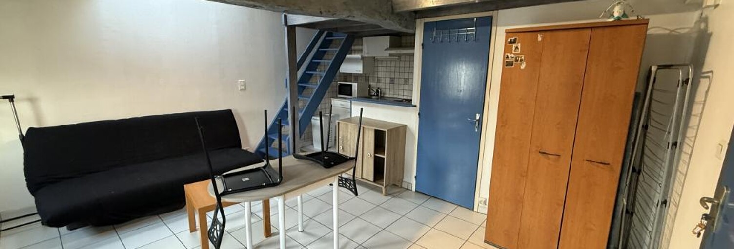 Appartement 1 Pièce 23 m² à louer à Saintes (17100)