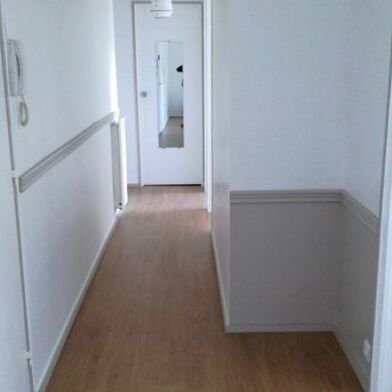 Appartement 3 pièces 700 €