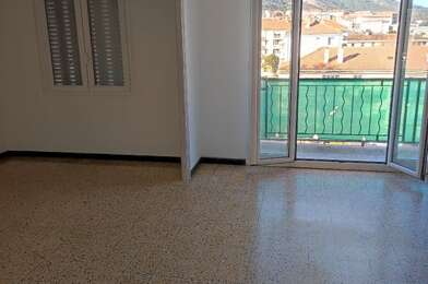 Appartement 4 pièces 650 €