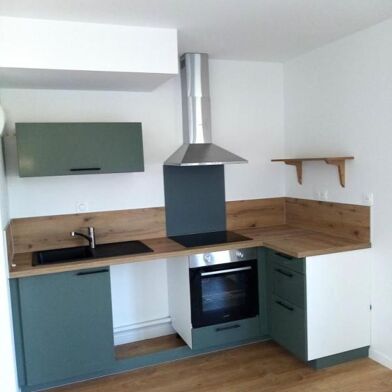 Appartement 3 pièces 736 €