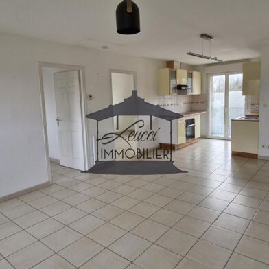 Appartement 3 pièces 136500 €