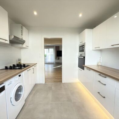 Appartement 4 pièces 257000 €