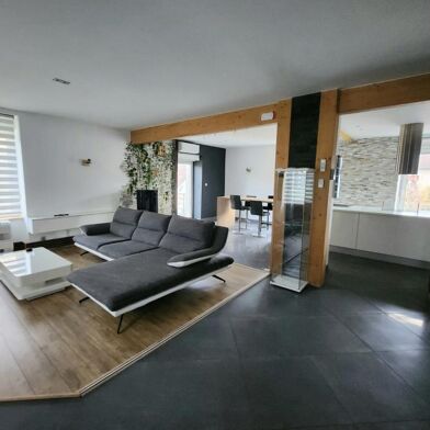 Appartement 5 pièces 245000 €