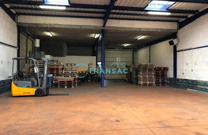 A LOUER local d'activité de 494m² dont 128m² — photo 4