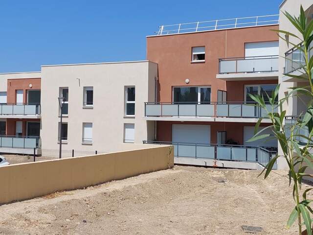 APPARTEMENT T3 EN RDC AVEC TERRASSE ET PARKING — photo du bien