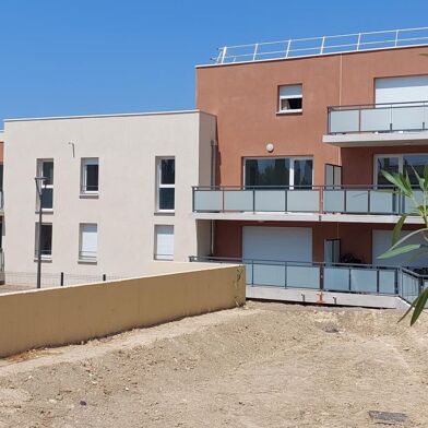 Appartement 3 pièces 194648 €