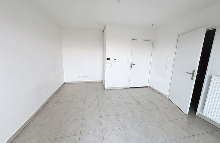 Appartement À Vendre Avignon Extra-Muros, studio 30 m², très bel état, terrasse et parking sous-sol, ascenseur — photo 5