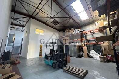 Local industriel  4000 €