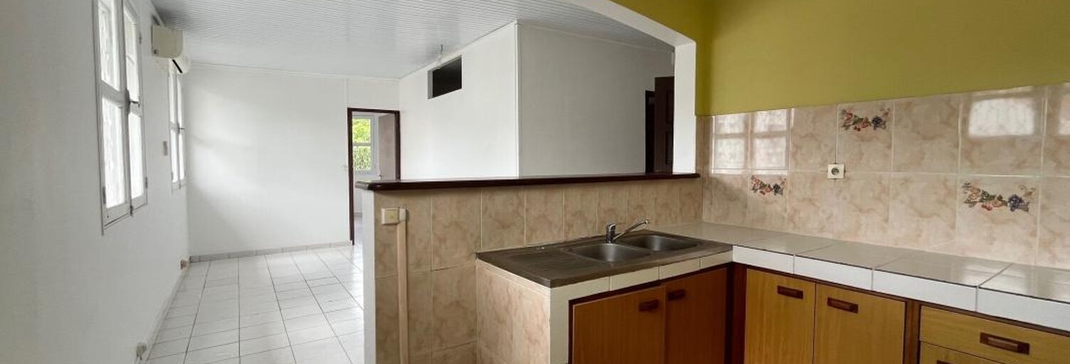 Appartement 3 Pièces 53 m² à louer à Fort-de-France (97200)