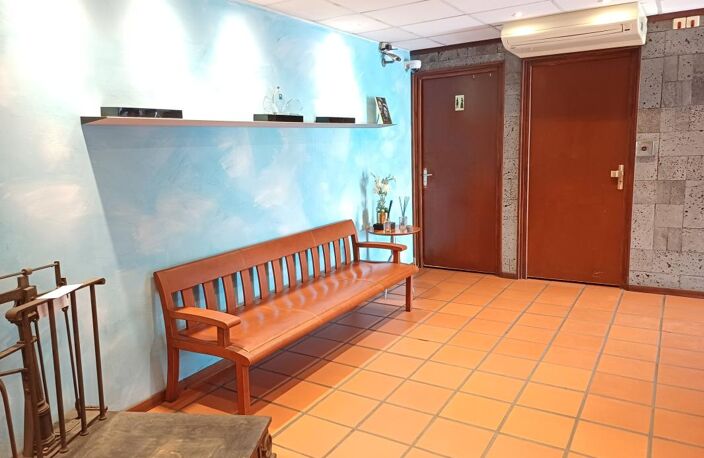 Bâtiment industriel dépôt 2250 m² secteur nord — photo 4