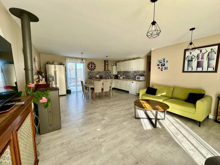 Maison 4 pièces 75m² - Terrain 500m² - Moidieu-Détourbe — photo 1