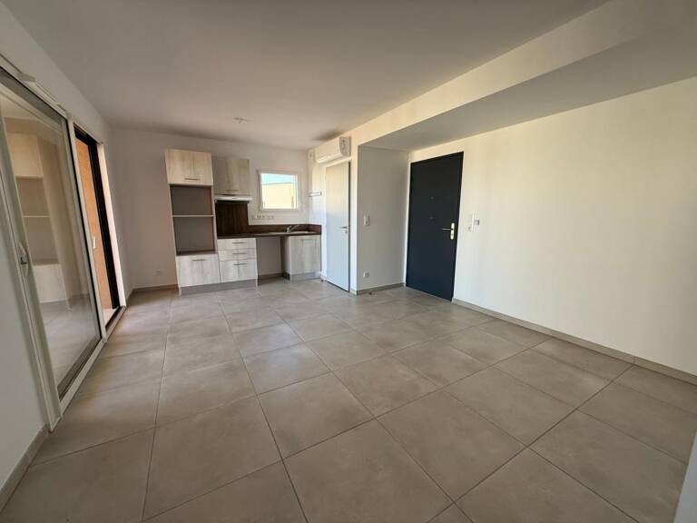 Appartement Neuf disponible immédiatement — photo 1