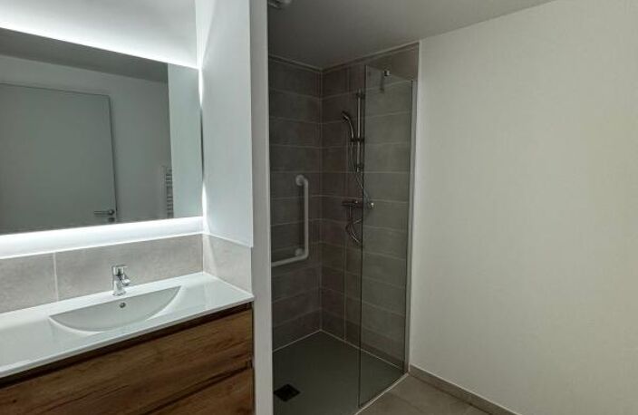 Appartement Neuf disponible immédiatement — photo 4