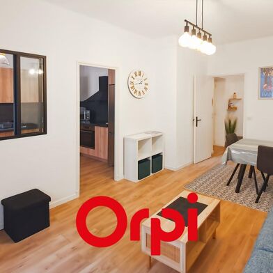 Appartement 2 pièces 900 €