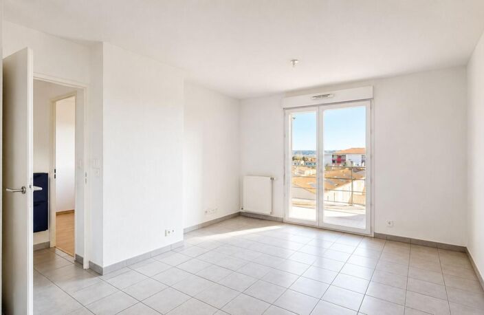 A VENDRE - Appartement T2 avec balcon et stationnements à Launaguet — photo 5