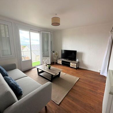 Appartement 1 pièces 530 €