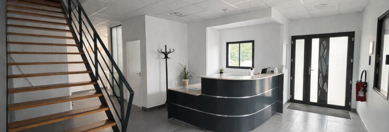 Bureau  270 m² à vendre à Pechbonnieu (31140)