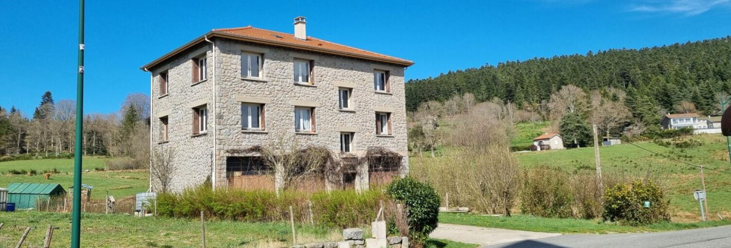 Maison 10 Pièces 190 m² à vendre à Saint-Régis-du-Coin (42660)