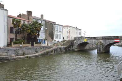 Immeuble  181000 €