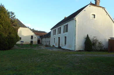 Maison 10 pièces 299999 €