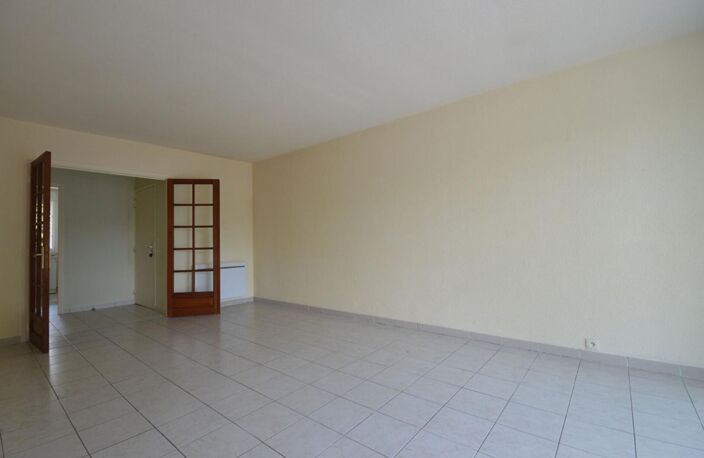 appartement t3 avec garage 17 LA ROCHELLE PORT NEUF — photo 4