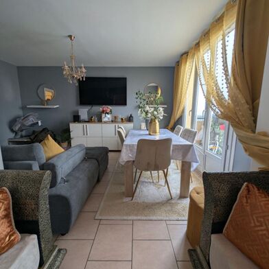 Appartement 4 pièces 93000 €