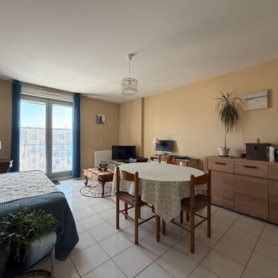 Appartement 3 pièces 181000 €