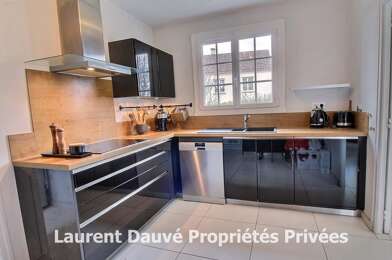 Maison 7 pièces 349900 €