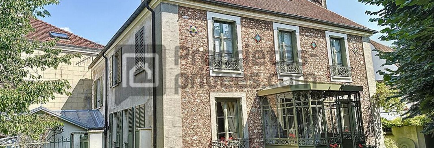 Maison 11 Pièces 266 m² à vendre à Brie-Comte-Robert (77170)