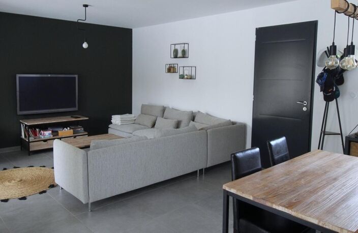 Rare à Méjannes-le-Clap : Villa Contemporaine Plain-Pied (DPE A) avec dépendance et piscine — photo 5