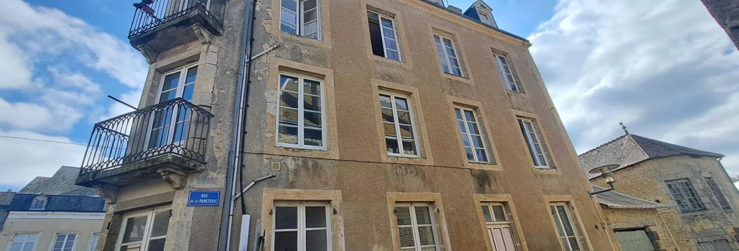 Immeuble  250 m² à vendre à Fresnay-sur-Sarthe (72130)