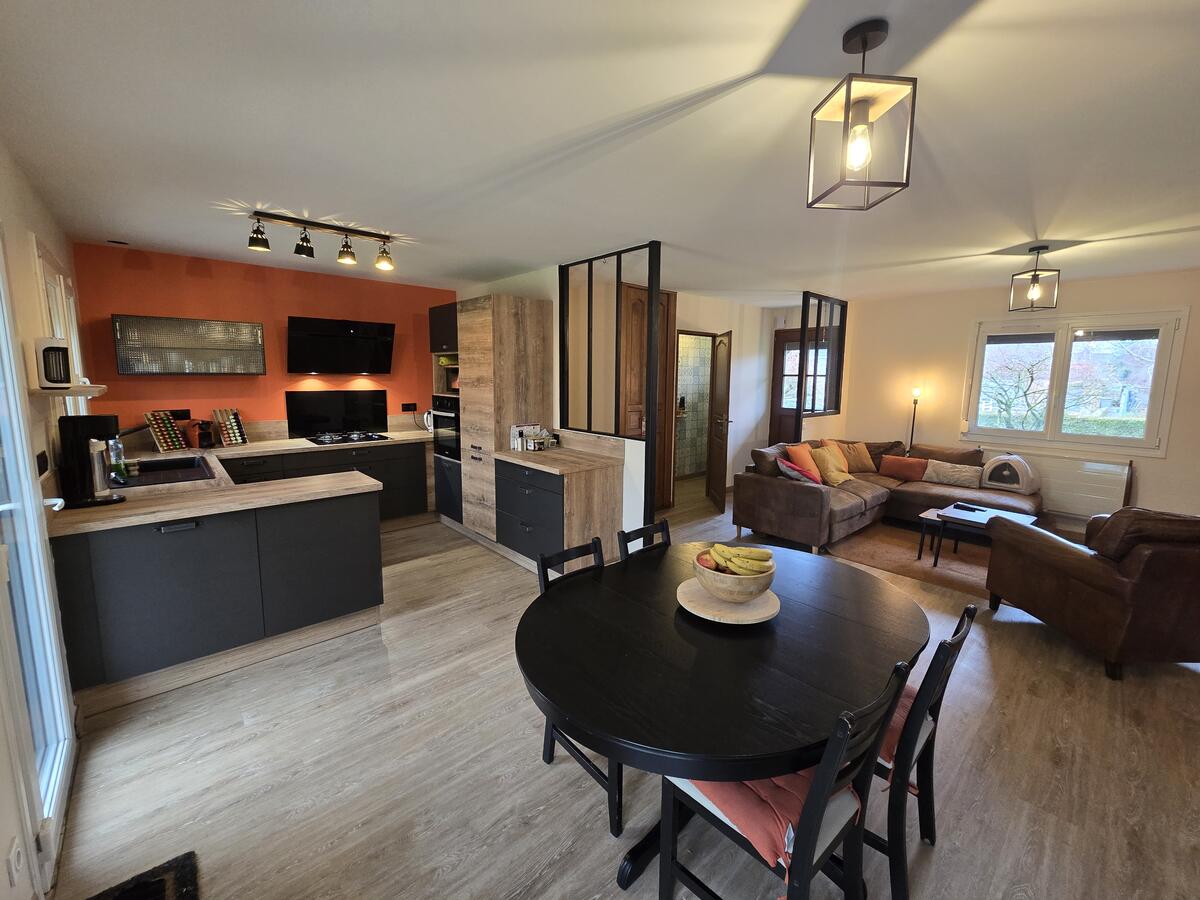  Maison 7 pièces 106 m²