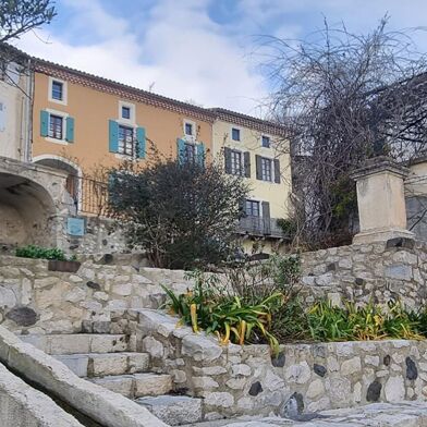 Appartement 7 pièces 182000 €