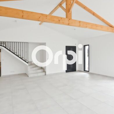 Maison 4 pièces 1810 €