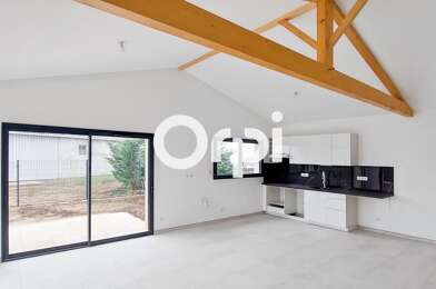 Maison 4 pièces 1810 €