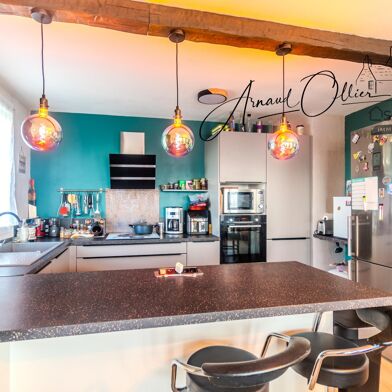 Appartement 4 pièces 224720 €