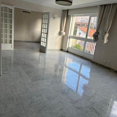 Appartement 3 pièces 770 €