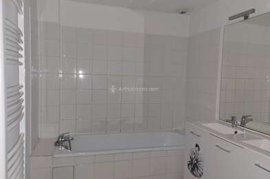 Appartement 3 pièces 540 €