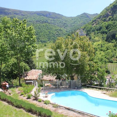 Maison 5 pièces 240000 €